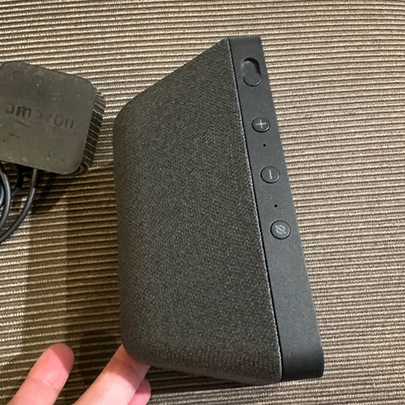 Echo Show - Picture 5 of 8